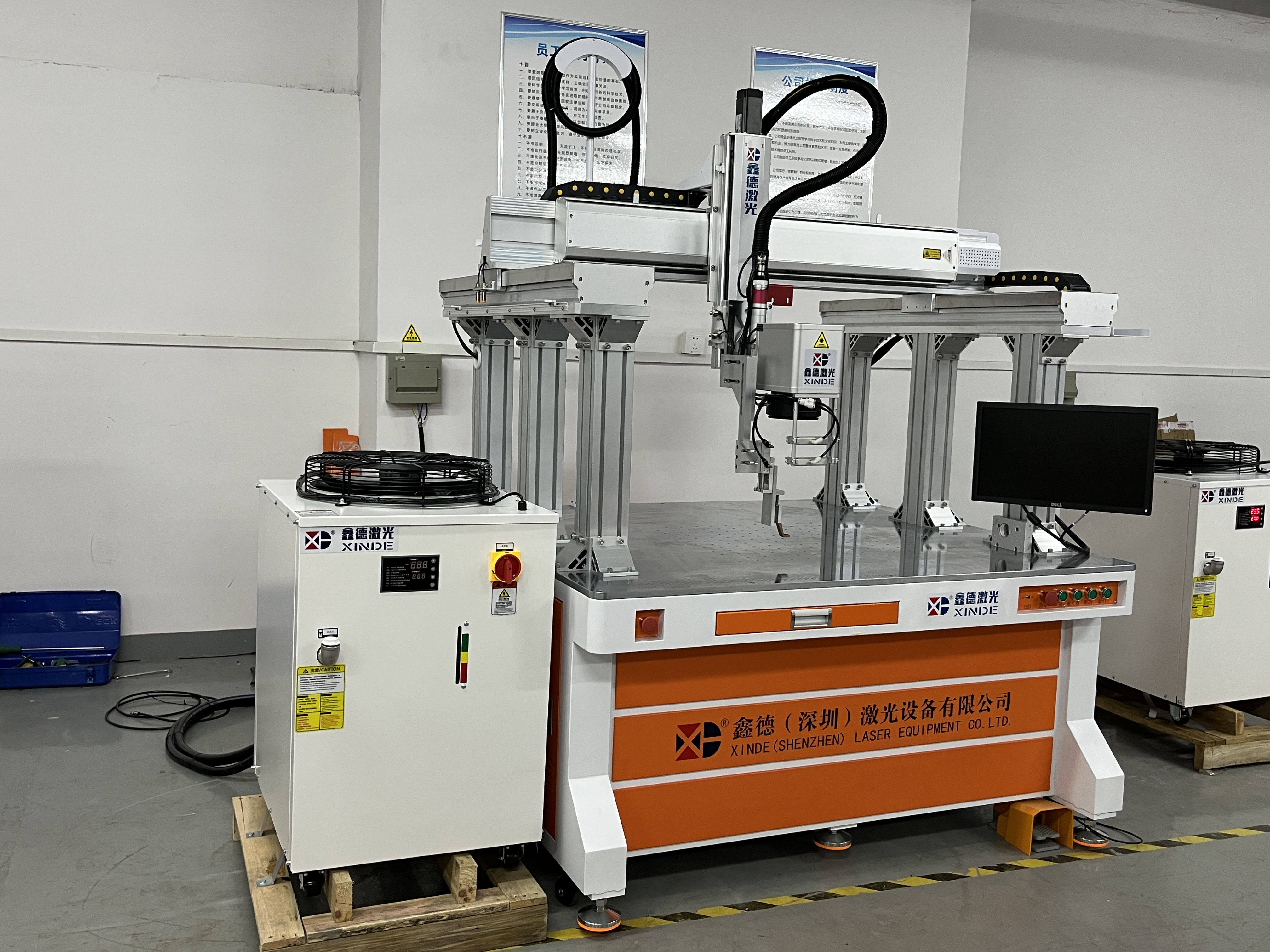 鑫德激光又出货一台2000瓦龙门振镜激光焊接机
